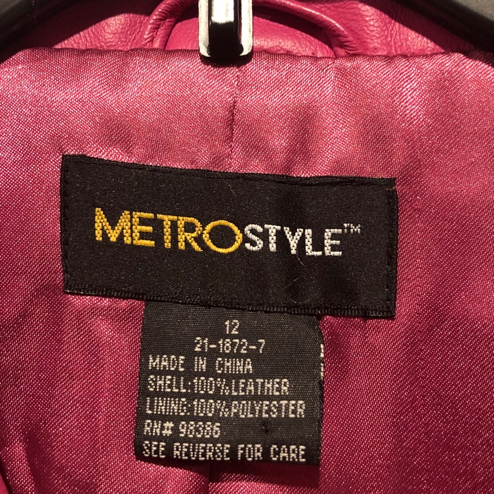 Vintage Metrostyle Magenta Leather Jacket - Picture 2 of 5